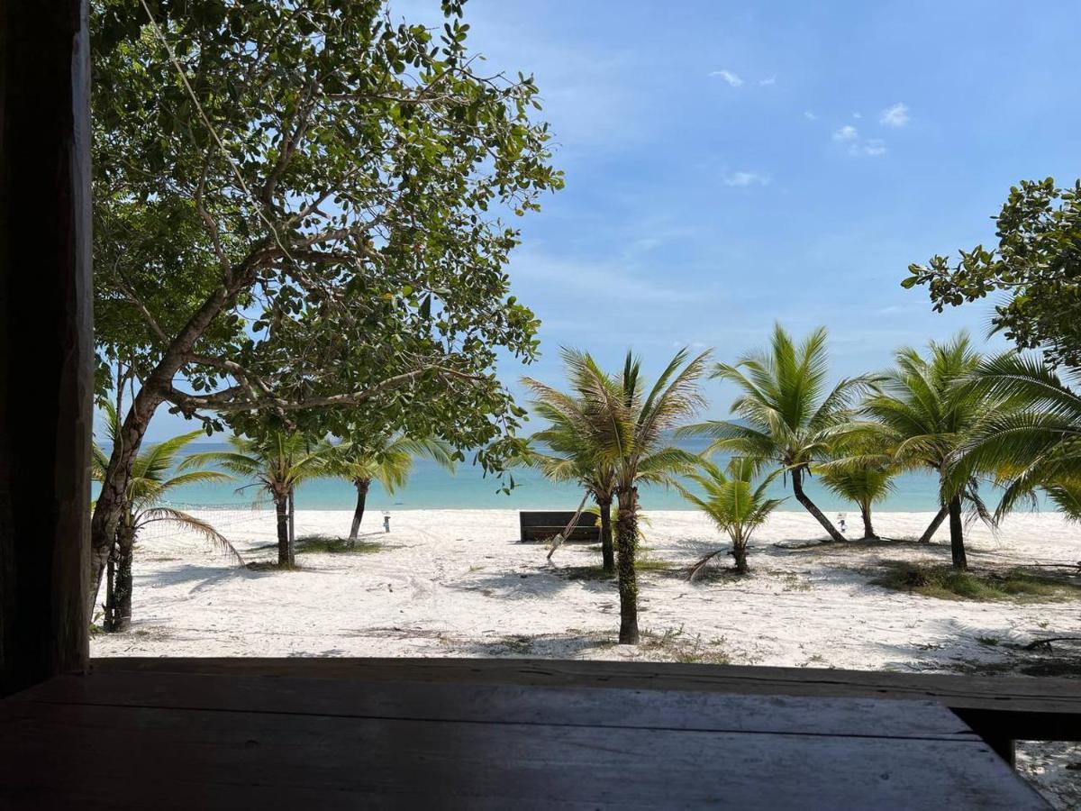 Funky Beach Ostello Sihanoukville Esterno foto