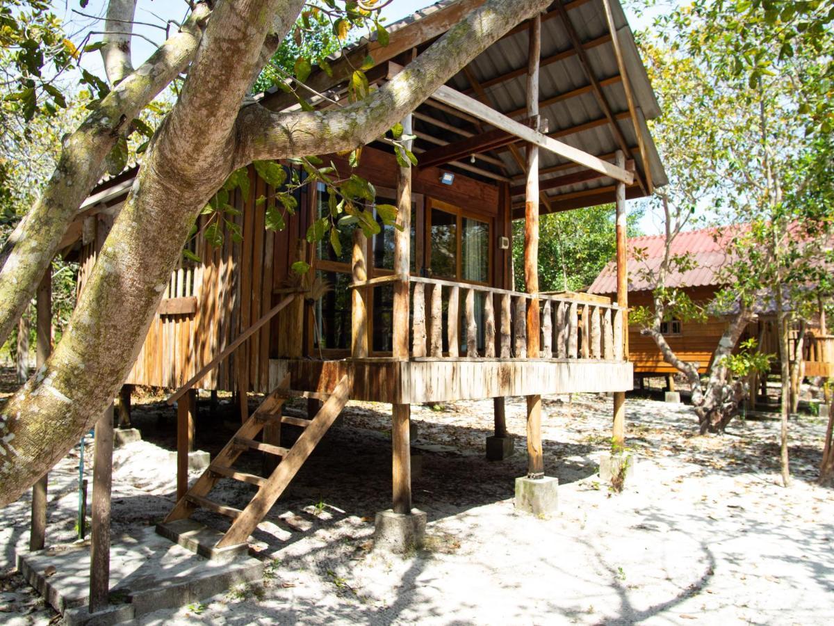 Funky Beach Ostello Sihanoukville Esterno foto