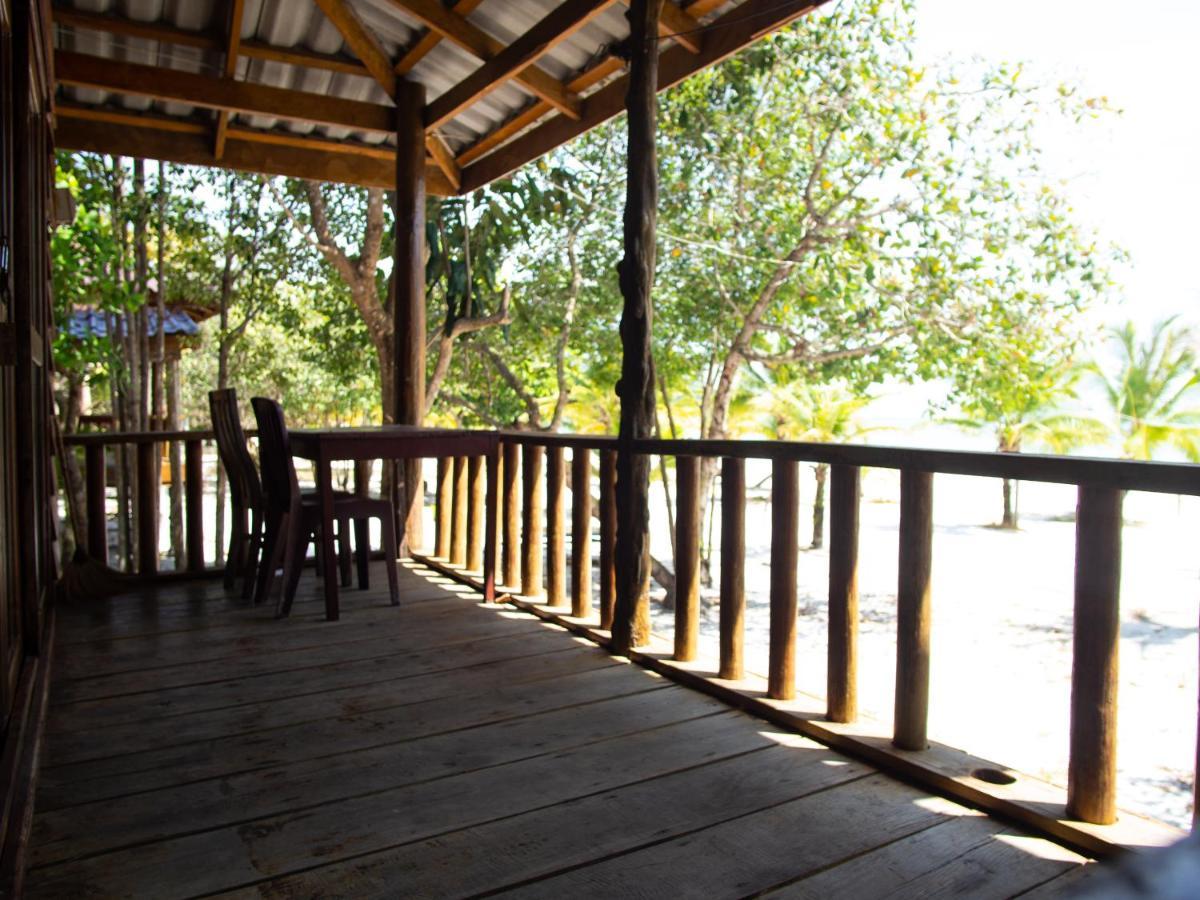 Funky Beach Ostello Sihanoukville Esterno foto