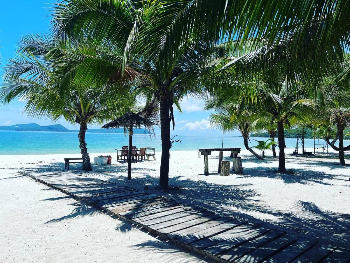Funky Beach Ostello Sihanoukville Esterno foto