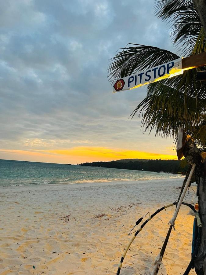 Funky Beach Ostello Sihanoukville Esterno foto