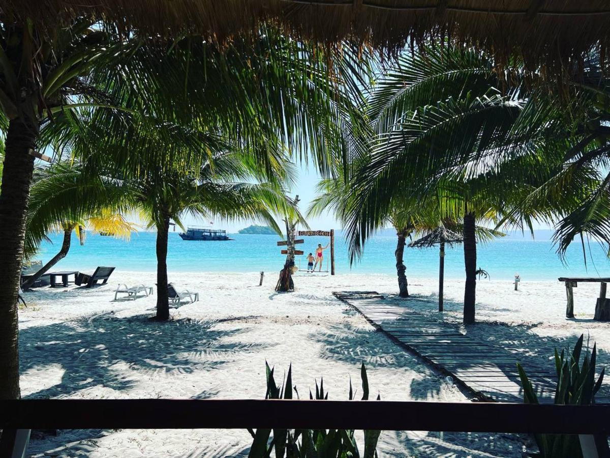 Funky Beach Ostello Sihanoukville Esterno foto